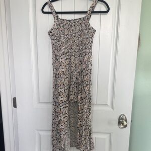 Floral Smocked Romoer in Black and Cream daisies